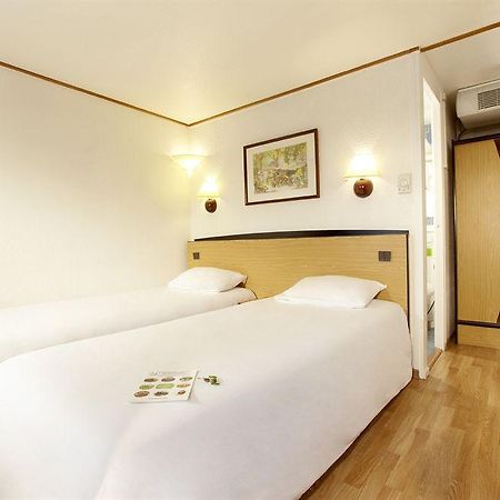Campanile Hotel Mayenne Rom bilde